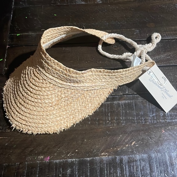 Universal Thread Accessories - Universal Thread- Raw edge straw hat